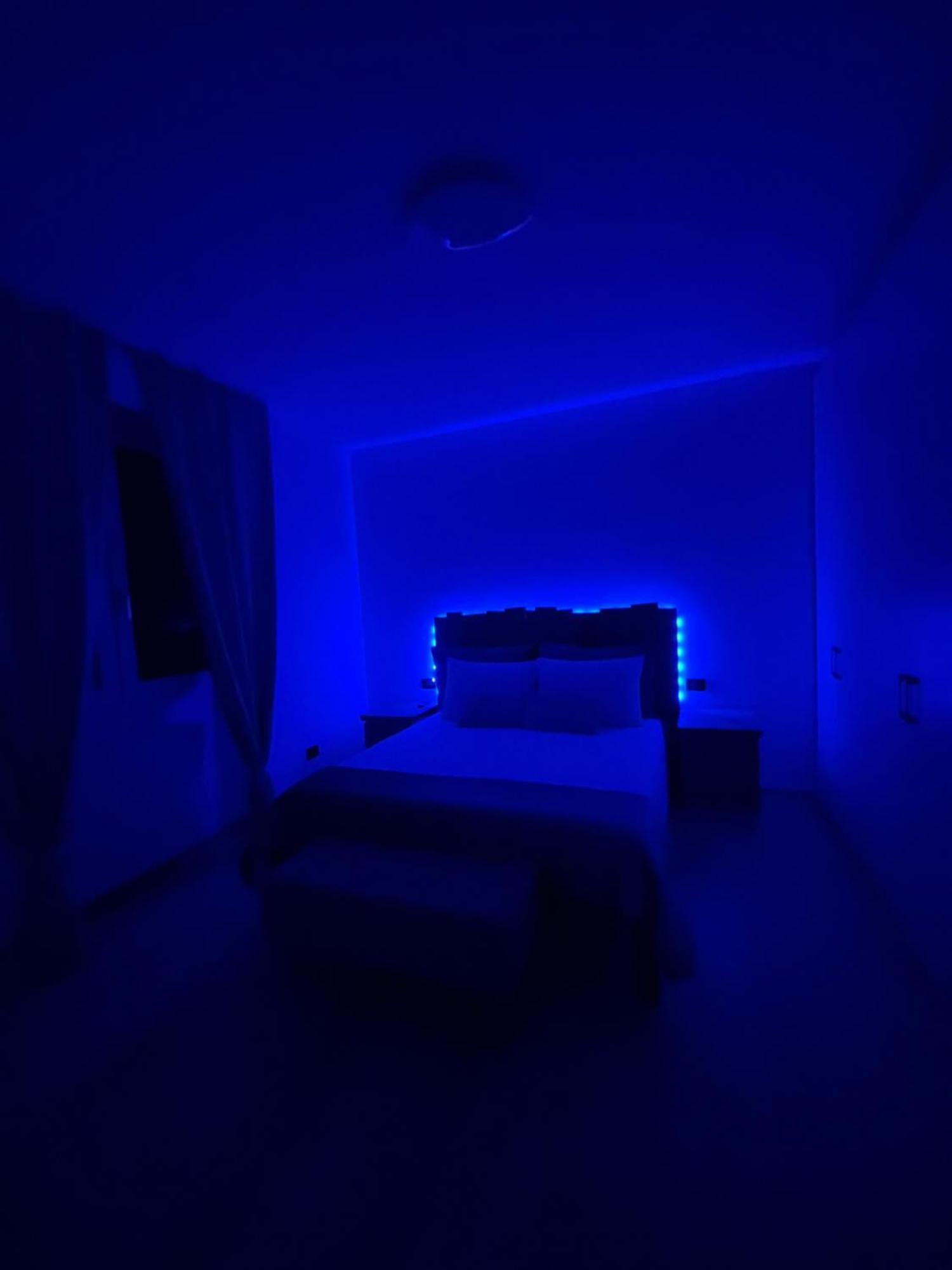 Casa Vacanze Lucia ตีราโน ภายนอก รูปภาพ